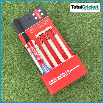 GRAY NICOLLS 2026 MINI BAT, BALL & STUMPS SET